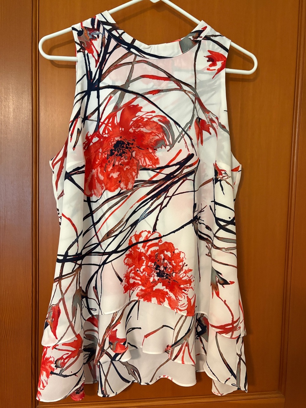 Like New KEREN Hart Sleeveless Layered Floral Blouse Tank Top White Red Large